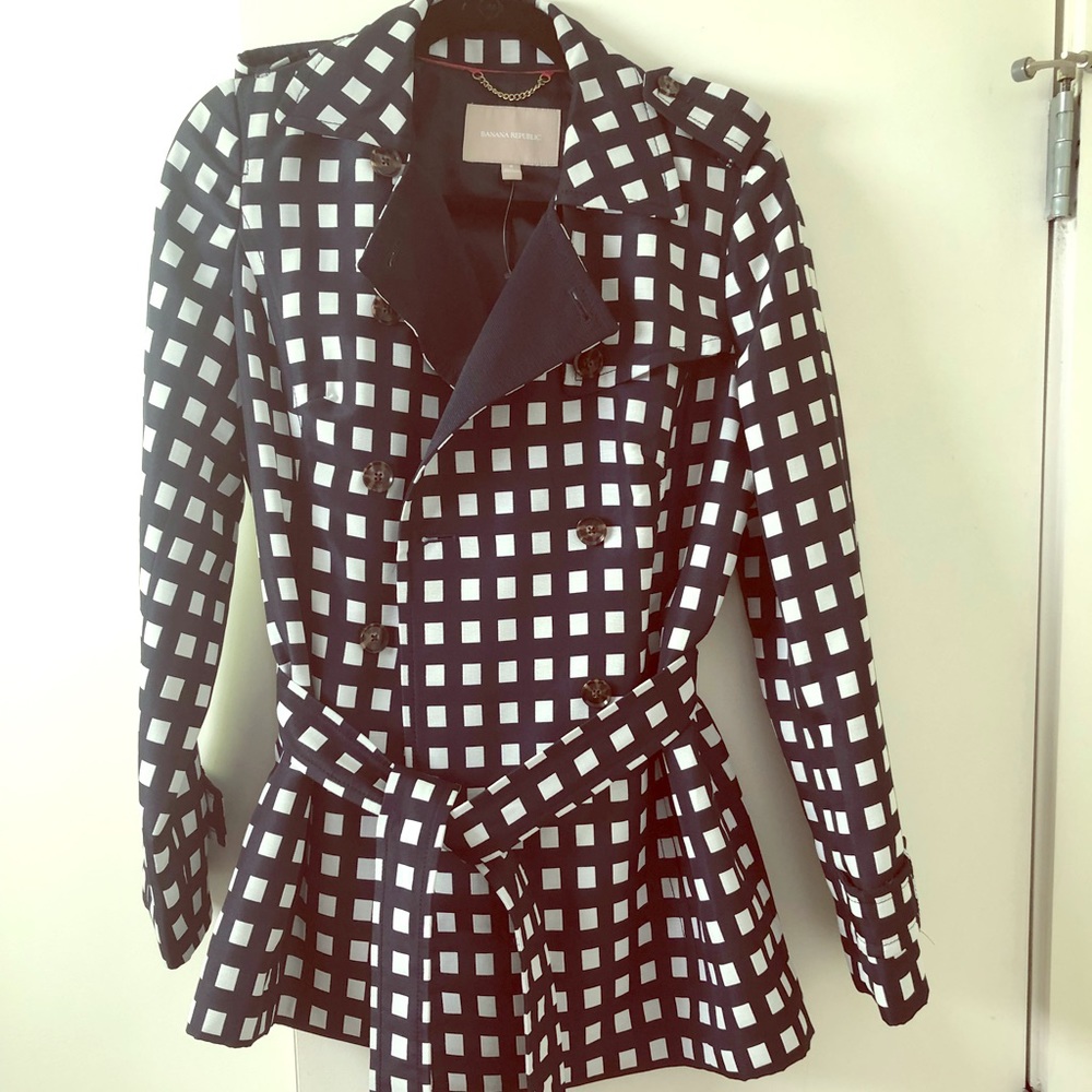 Banana Republic Short Trench Coat LIKE NEW